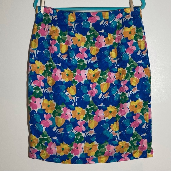 Vintage Bright Floral Knee-Length Silk Skirt | 80s Ladies | Resortwear - Picture 1 of 11